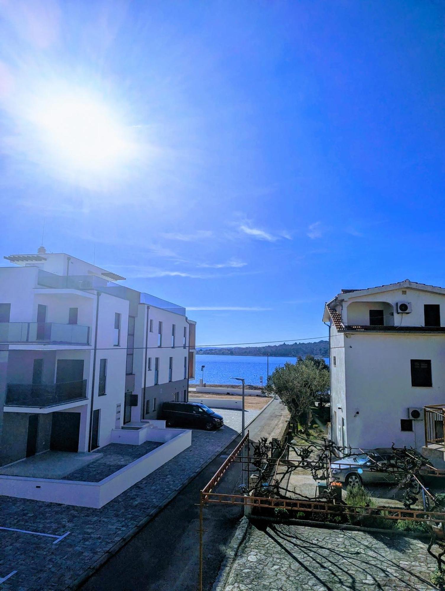 Zeezicht Appartement 50M From Beach ซรีมา ภายนอก รูปภาพ